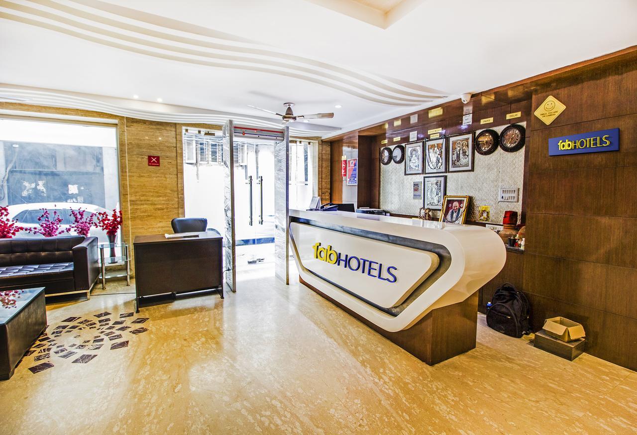 Fabexpress Le Continental Paharganj New Delhi Hotel Exterior photo