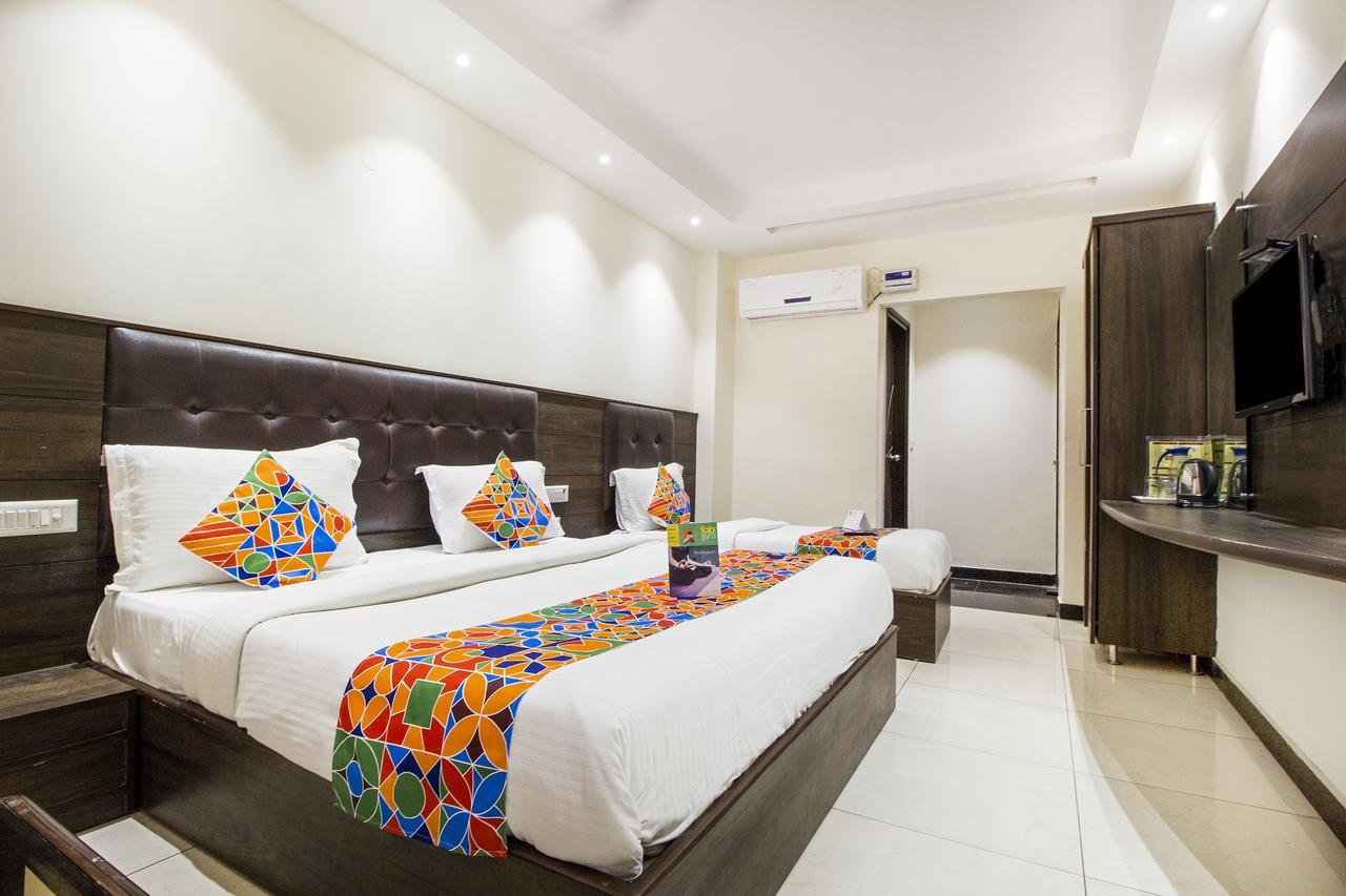 Fabexpress Le Continental Paharganj New Delhi Hotel Exterior photo